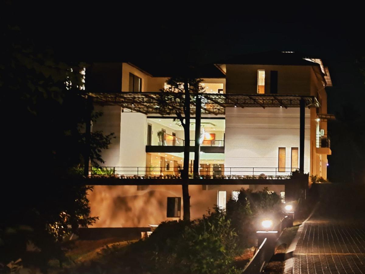 Viceroy Luxury Mountain Resort And Spa Munnar Buitenkant foto