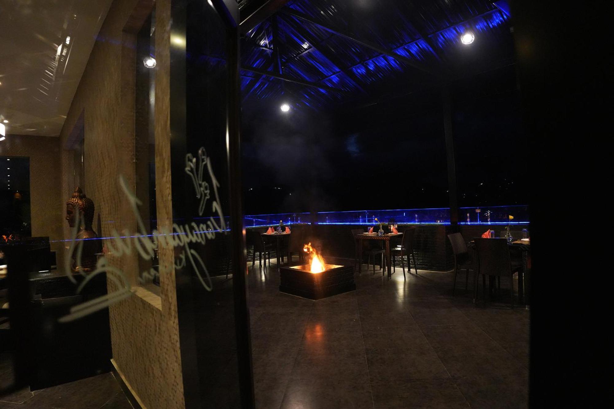 Viceroy Luxury Mountain Resort And Spa Munnar Buitenkant foto