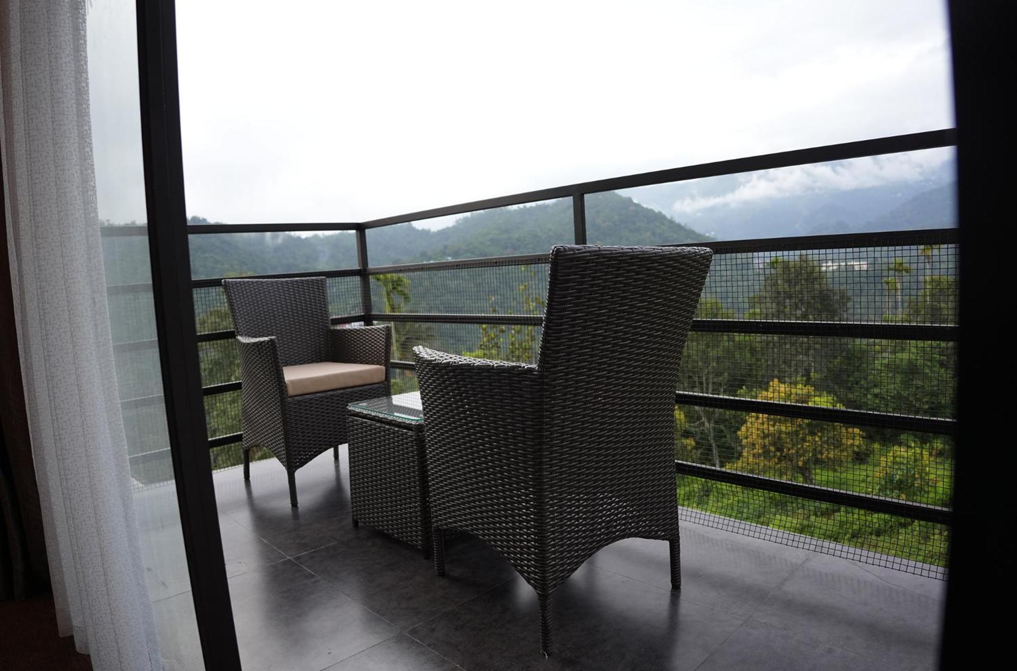 Viceroy Luxury Mountain Resort And Spa Munnar Buitenkant foto