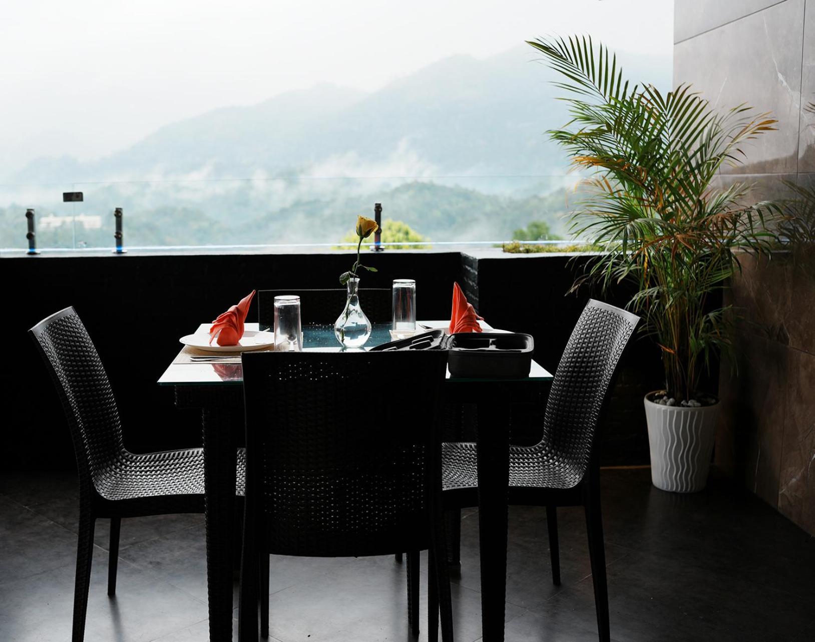 Viceroy Luxury Mountain Resort And Spa Munnar Buitenkant foto