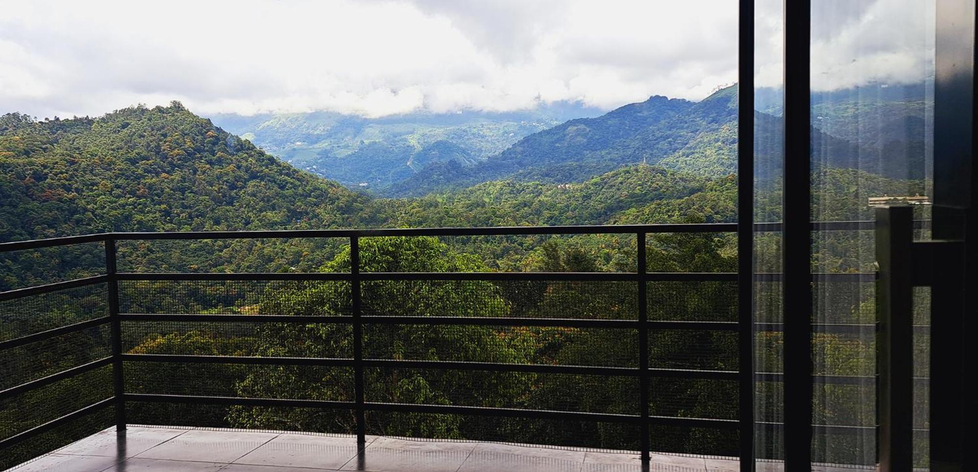 Viceroy Luxury Mountain Resort And Spa Munnar Buitenkant foto