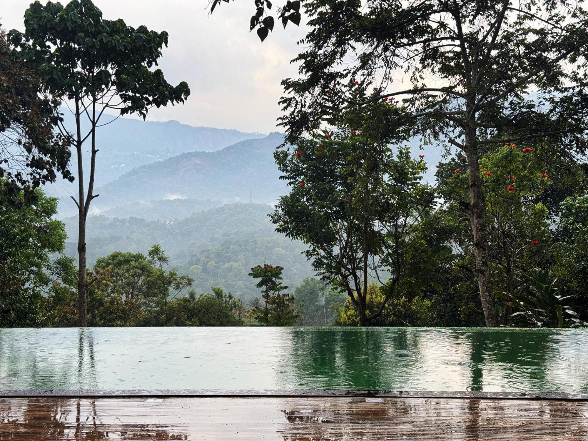 Viceroy Luxury Mountain Resort And Spa Munnar Buitenkant foto