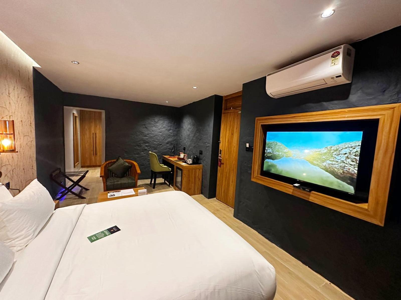 Viceroy Luxury Mountain Resort And Spa Munnar Buitenkant foto
